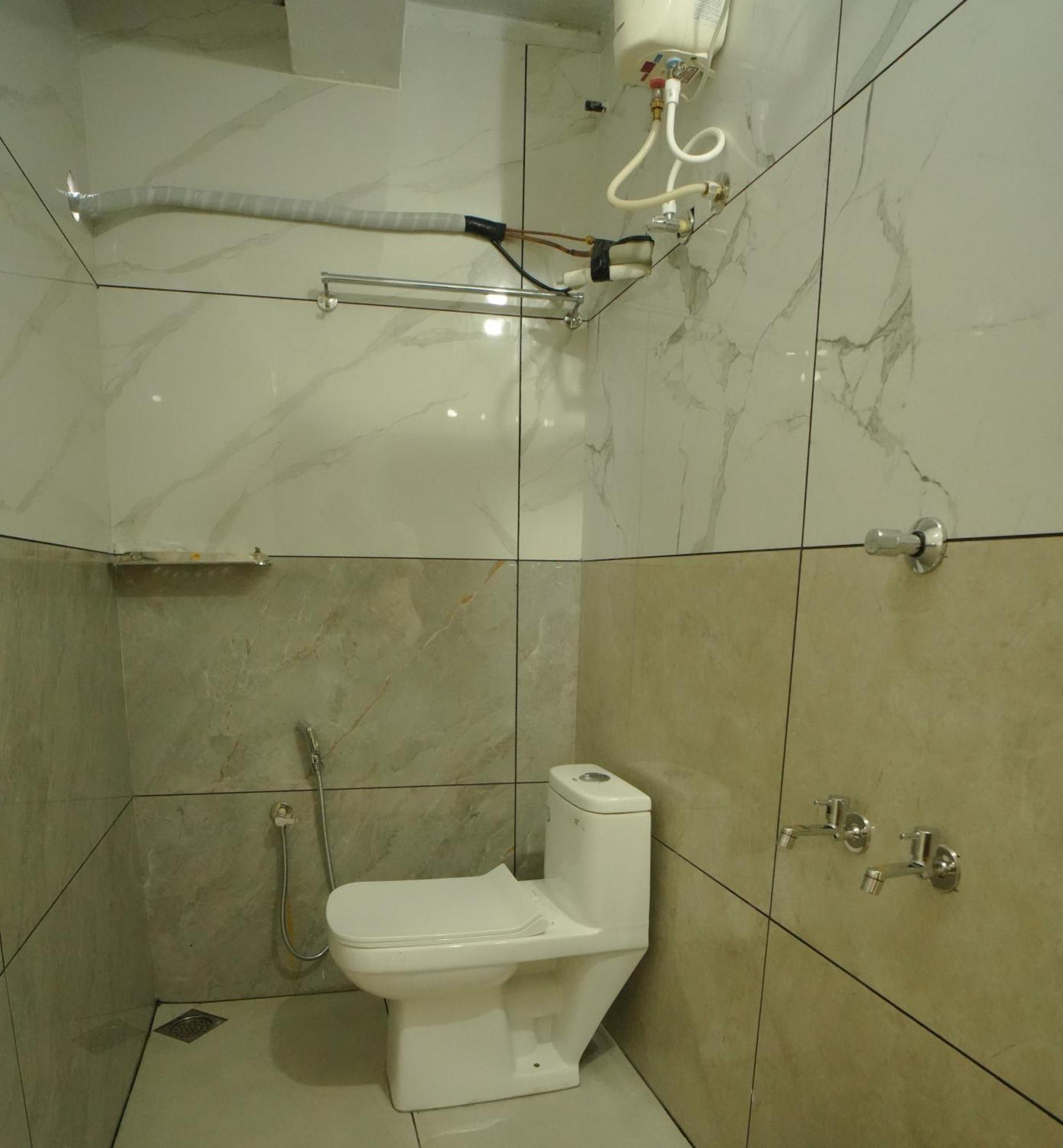 Port View Residency Pvr Nedumbassery Exterior foto