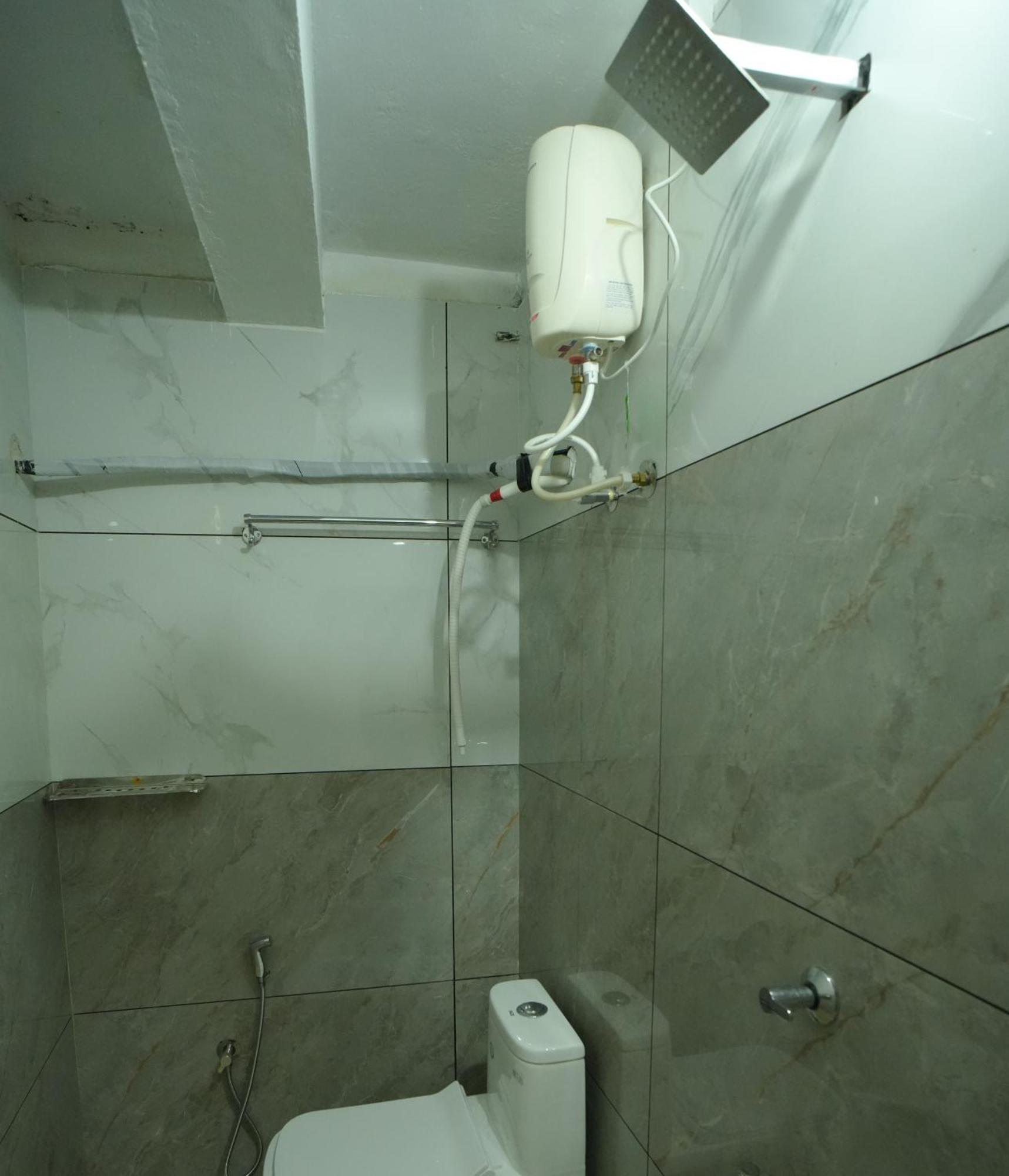 Port View Residency Pvr Nedumbassery Exterior foto
